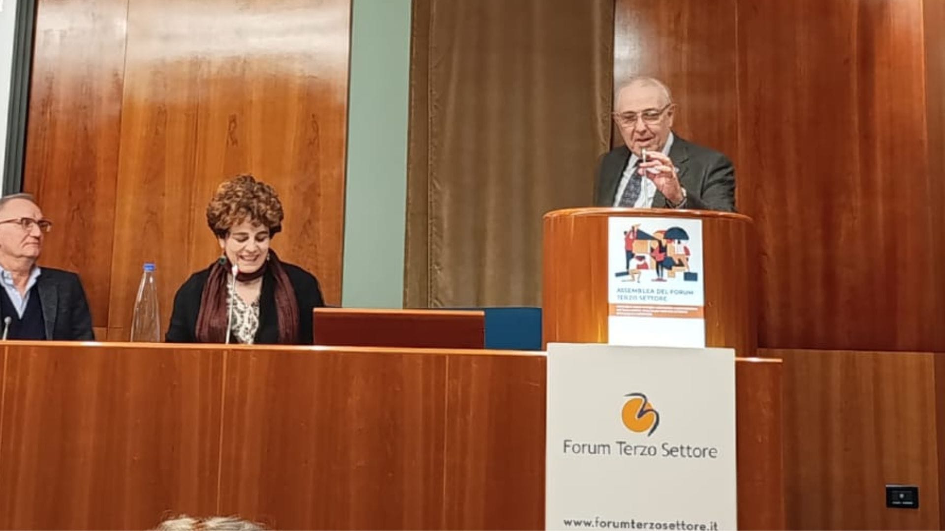 A Roma l’assemblea dei soci del Forum del Terzo Settore: votato l'ingresso della Federazione Nazionale Italiana Società di San Vincenzo De Paoli ODV. Luca Stefanini, tesoriere della Federazione Nazionale Italiana Società di San Vincenzo De Paoli ODV, ha raccontato l’Associazione partendo dal suo motto: “Serviens in Spe, al servizio nella speranza".